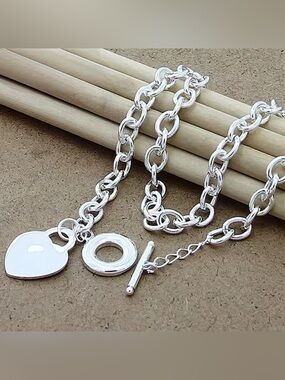 Silver Toggle Chain Necklace - Link Design Heart Charm!